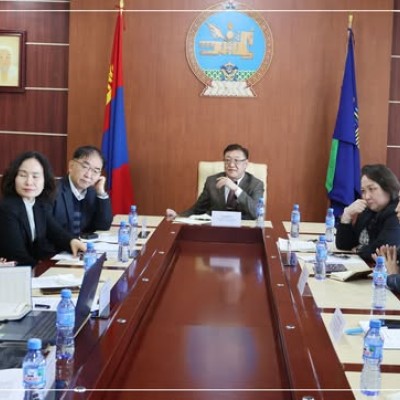 БҮГД НАЙРАМДАХ СОЛОНГОС УЛСЫН "GREEN" ЭМНЭЛЭГ ӨВӨРХАНГАЙ АЙМАГТАЙ ХАМТРАН АЖИЛЛАНА | HuduuMN