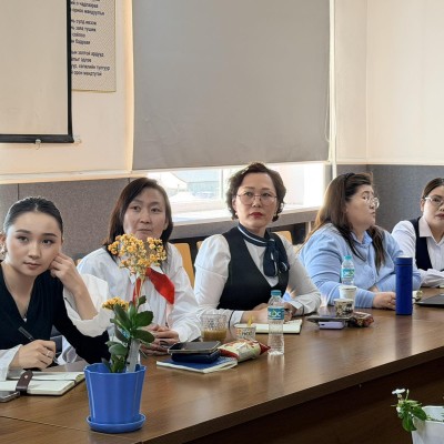 "ШИВЭЭГОВЬ СУМЫН ЗАСАГ ДАРГЫН ТАМГЫН ГАЗРЫН БОЛОН ШИВЭЭГОВЬ СУМЫН ТӨРИЙН БАЙГУУЛЛАГА”-ЫН АЛБАН ХААГЧДЫГ ЧАДАВХЖУУЛАХ СУРГАЛТ ЗОХИОН БАЙГУУЛАГДАЖ БАЙНА. /2026-03-26/ | HuduuMN