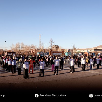 НАРНЫ АЛХАЛТАД НЭГДЭЦГЭЭЕ  Монгол Улсын Ерөнхийлөгчийн санаачилсан “Эрүүл Монгол хүн” аяны хэрэгжилтийг хангах хүрээнд аймгийн Засаг даргын Тамгын газар, Биеийн тамир спортын газар, Эрүүл мэндийн газар, Явган алхалтын холбоо хамтран “Идэвхтэй иргэд-Эрүүл  | HuduuMN