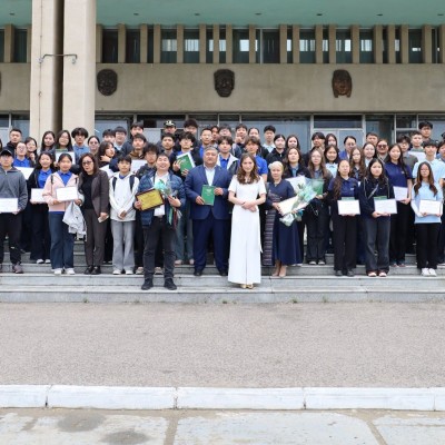 🎊"IELTS-100” III ХӨТӨЛБӨРТ 88 СУРАГЧ АМЖИЛТТАЙ ХАМРАГДАЖ БАТЛАМЖАА ГАРДАН АВЛАА 👏👏 | HuduuMN