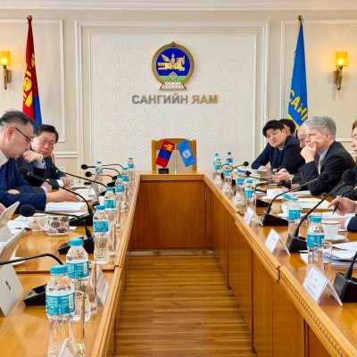 ОУВС-ИЙН ДҮРМИЙН IV ЗААЛТЫН ХҮРЭЭНД ХИЙСЭН ЗӨВЛӨЛДӨХ УУЛЗАЛТЫН ХААЛТЫН УУЛЗАЛТ БОЛЛОО Олон улсын валютын сан /ОУВС/-ийн Дүрмийн IV заалтын 2026 оны зөвлөлдөх хэлэлцүүлгийн хүрээнд ОУВС-ийн Ажлын хэсэг 2026 оны 06 дугаар сарын 10-наас 23-ны өдрүүдэд Монгол | HuduuMN
