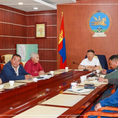 Өвөлжилтийн бэлтгэл, бэлэн байдлыг хангах чиглэлээр цахим хурал хийж, үүрэг чиглэл өглөө. | HuduuMN