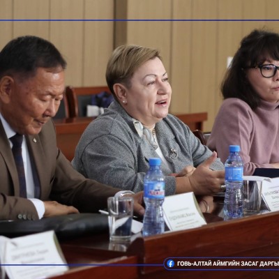 ОРОС-МОНГОЛЫН НАЙРАМДАЛ, ХАМТЫН АЖИЛЛАГААНЫ 66 ДАХЬ ӨДРҮҮДИЙН ХҮРЭЭНД АЛБАН УУЛЗАЛТ БОЛЛОО | HuduuMN