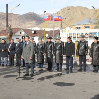 ЗАВХАН АЙМГИЙН ТӨРИЙН ЦЭРГИЙН БОЛОН ХУУЛЬ САХИУЛАХ БАЙГУУЛЛАГЫН АХЛАГЧ НАР УЛИАСТАЙ ХОТНОО ЧУУЛЛАА | HuduuMN