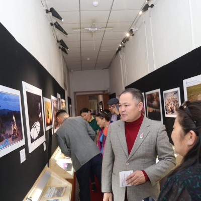 "DUNDGOVI PHOTO WEEK-2025" НЭЭЛТИЙН ҮЙЛ АЖИЛЛАГАА АМЖИЛТТАЙ ЗОХИОН БАЙГУУЛАГДЛАА | HuduuMN