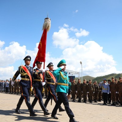 Цэргийн тангараг өргөх ёслол боллоо👮‍♂️  🇲🇳Сүхбаатарын ба Цэргийн гавьяаны улаан туг, Байлдааны гавьяаны одонт Монгол Улсын Дотоод хэргийн их сургуулийн 2025-2026 оны хичээлийн жилд элсэгчдийн “Цэргийн тангараг” өргөх ёслолын арга хэмжээ өнөөдөр боллоо | HuduuMN