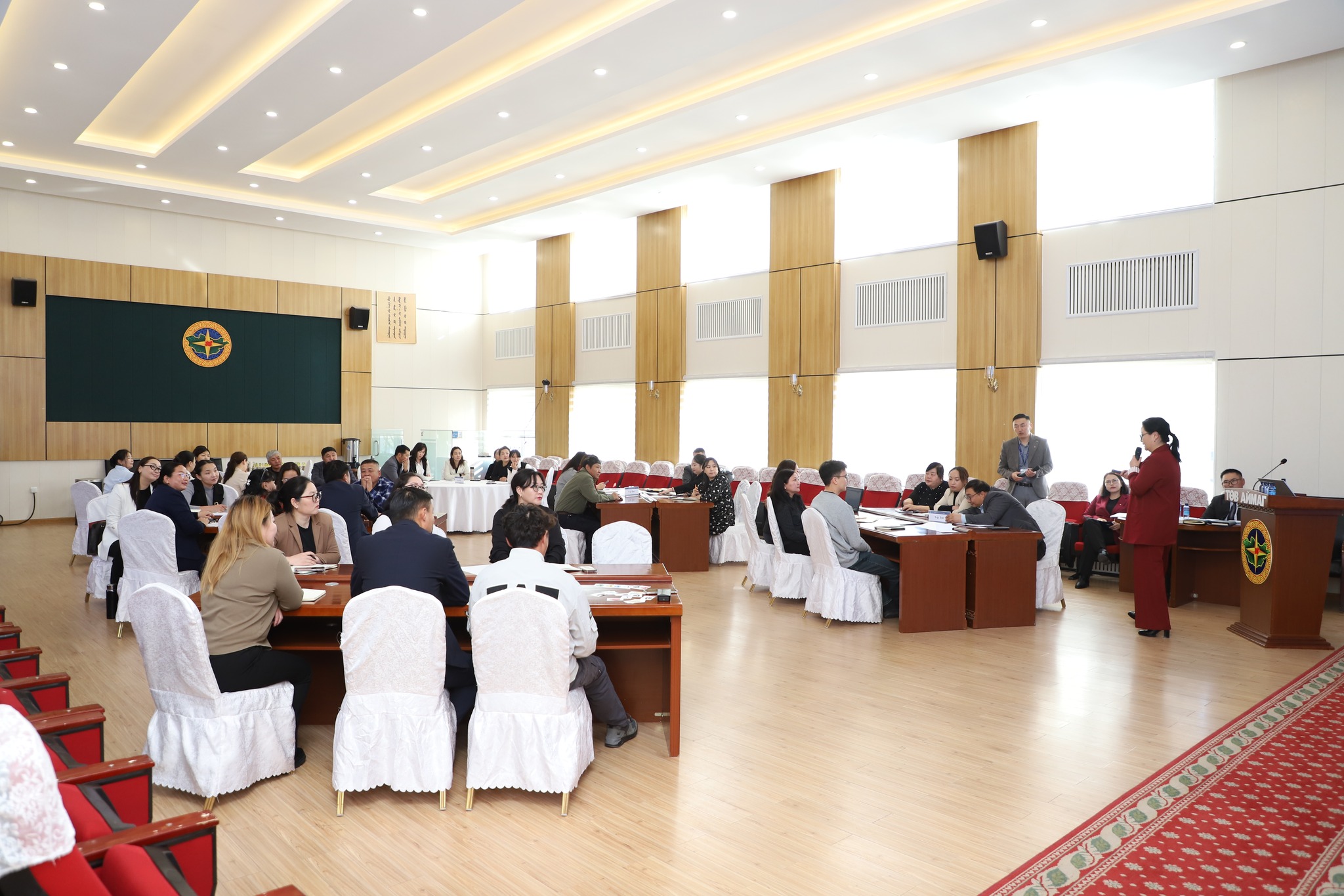 "СЭТГЭЛГЭЭНИЙ ӨӨРЧЛӨЛТ" СЭДЭВТ СУРГАЛТАД АЛБАН ХААГЧИД ХАМРАГДАЖ БАЙНА | HuduuMN