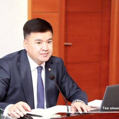 АЙМГИЙН ЗАСАГ ДАРГЫН ЗӨВЛӨЛИЙН ЭЭЛЖИТ 15 ДУГААР ХУРАЛДААН ХУРАЛДАЖ БАЙНА | HuduuMN