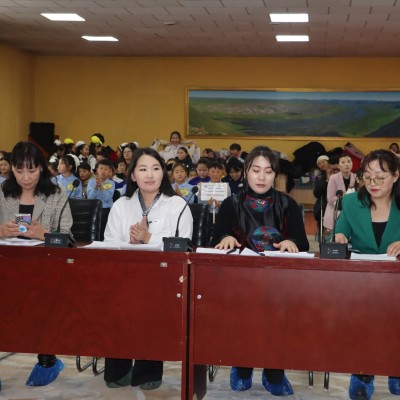 “ҮСЭГЛЭЛИЙН ХААД” МОНГОЛ ХЭЛНИЙ УРАЛДААН ЗОХИОН БАЙГУУЛАГДЛАА. | HuduuMN