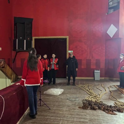 БАЯНХОНГОР АЙМГИЙН ХӨГЖИМТ ДРАМЫН ТЕАТРЫН ХАМТ ОЛНЫ ШИНЭ УРАН БҮТЭЭЛ ТУН УДАХГҮЙ  | HuduuMN