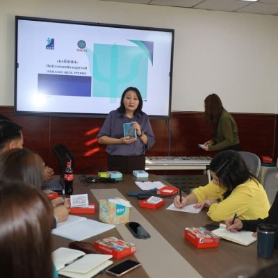 АЙМГИЙН ХЭМЖЭЭНД “ЗҮРХ СЭТГЭЛИЙН БОЛОВСРОЛЫГ ИРГЭН ТАНД” СЭТГЭЛ ЗҮЙН БОЛОВСРОЛ ОЛГОХ АЯНГ ЗОХИОН БАЙГУУЛЖ БАЙНА | HuduuMN