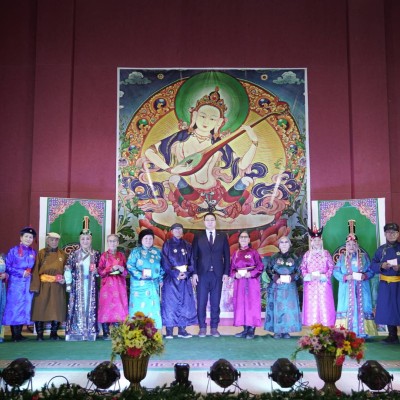 ДУНДГОВЬ АЙМГИЙН БАЯНЖАРГАЛАН СУМЫН СОЁЛЫН ОРДОН НЭЭЛТЭЭ ХИЙЛЭЭ | HuduuMN