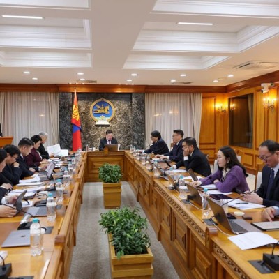 Засгийн газар “Улсын аварга малчин, Улсын хошой аварга малчин,  Улсын аварга саальчин, Улсын аварга фермер, Улсын аварга тариаланч хамт олон, Улсын аварга тариаланч шалгаруулах тухай” Засгийн газрын тогтоолын төсөл хэлэлцэж байна | HuduuMN