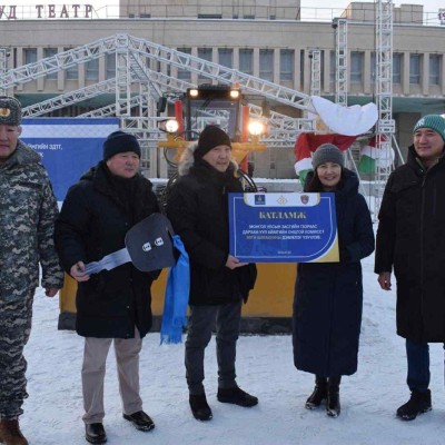 НЭН ШААРДЛАГАТАЙ ТЕХНИКИЙГ ХҮЛЭЭЛГЭН ӨГЛӨӨ | HuduuMN