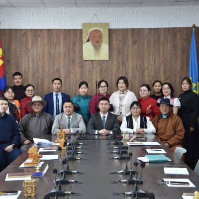 СҮМБЭР СУМЫН  ЗАСАГ ДАРГЫН ТАМГЫН ГАЗРААС  АЛБАН ХААГЧ НАРТАЙ 2026 ОНД ХАМТРАН АЖИЛЛАХ ГЭРЭЭ БАЙГУУЛЖ, ГҮЙЦЭТГЭЛИЙН  ТӨЛӨВЛӨГӨӨГ БАТАЛЛАА.  | HuduuMN