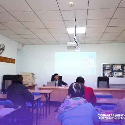  САНХҮҮГИЙН БОЛОВСРОЛ ОЛГОХ СУРГАЛТЫН ХҮРЭЭНД УРЬДЧИЛАН СЭРГИЙЛЭХ МЭДЭЭЛЭЛ ХҮРГЭЛЭЭ УИХ-ын гишүүн О.Саранчулуун, Монгол банкны Сүхбаатар салбартай хамтран зохион байгуулсан “Санхүүгийн боловсрол бидний амьдралд” сэдэвт сургалтын арга хэмжээ 2026 оны 02 ду | HuduuMN