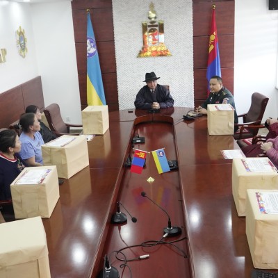 ДУНДГОВЬ АЙМГААС ТАТАГДСАН ХУГАЦААТ ЦЭРГИЙН АЛБА ХААГЧДЫН АР ГЭРТ ТАЛАРХЛЫН ИЛГЭЭЛТ ГАРДУУЛЛАА  | HuduuMN