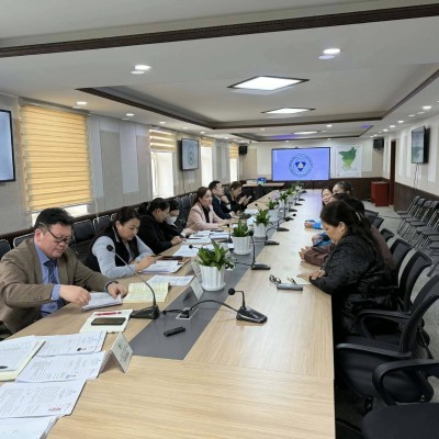 Төрийн албаны зөвлөлийн Говьсүмбэр аймаг дахь Салбар зөвлөлийн 2026 оны 04 дүгээр хуралдаан боллоо. | HuduuMN